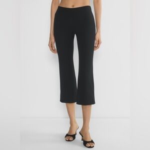 Aritzia Wilfred Carmen Capri Pants in Navy